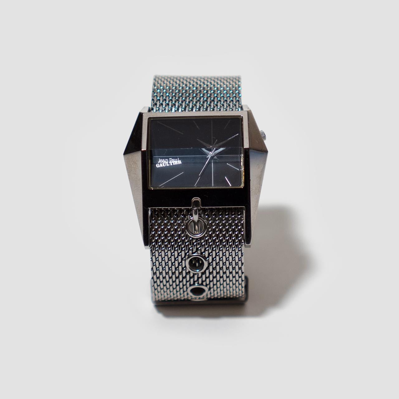 Sci-Fi Faceted Watch