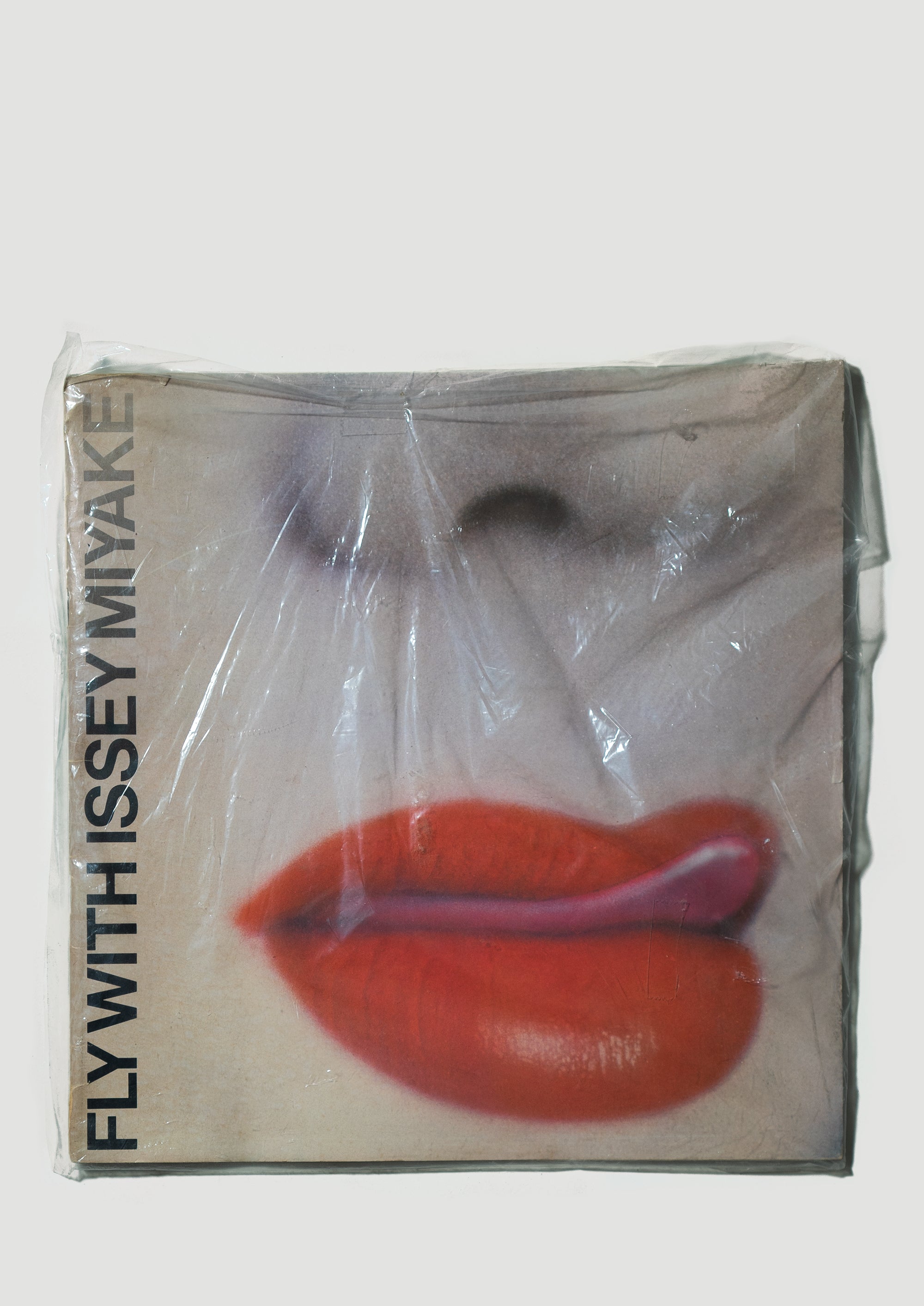 Issey Miyake, 1977